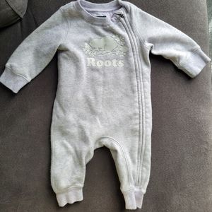 Roots Onesie (3-6m)